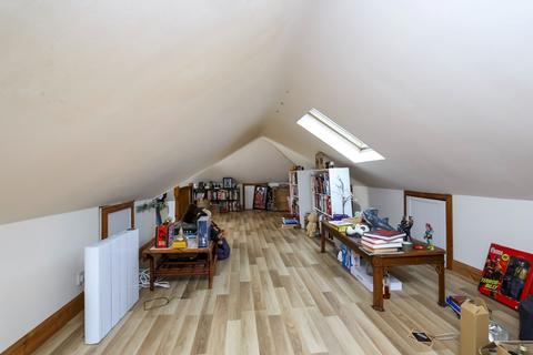 2 bedroom flat for sale, Seaside Road, Eastbourne