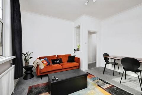 1 bedroom ground floor flat for sale, Ashford Road, Eastbourne