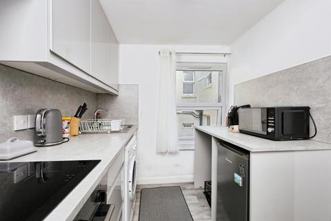 1 bedroom ground floor flat for sale, Ashford Road, Eastbourne