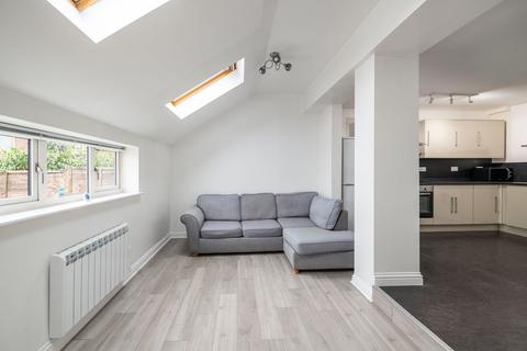 1 bedroom flat for sale, Slipshatch Road, Reigate, RH2