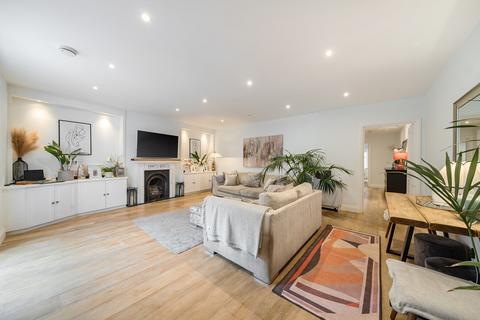 3 bedroom apartment for sale, Eardley Crescent, London