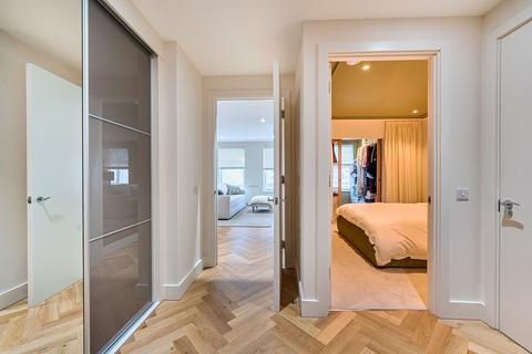 1 bedroom apartment for sale, Lillie Road, London