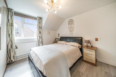 1 bedroom apartment for sale, Fawcett Close, London