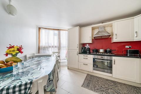 4 bedroom apartment for sale, Upper Whistler Walk, London