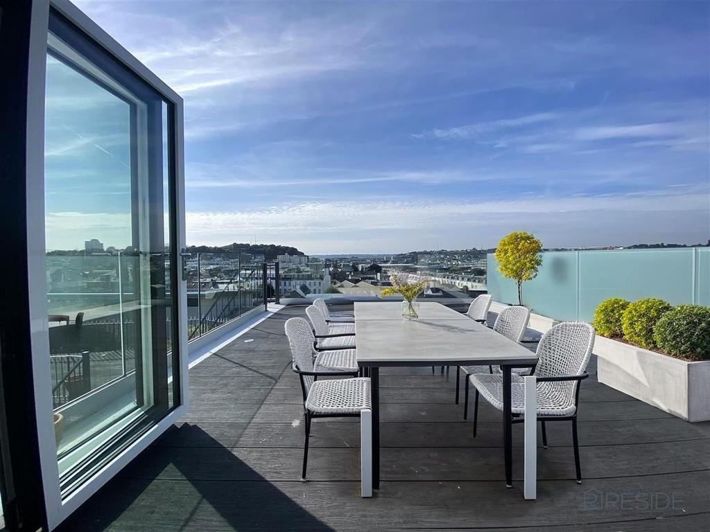 Zg Swr-z Grkqgilcr YQ644 A - Outdoor - Modern - 4.jpeg