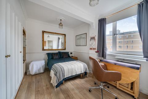 undefined, Sloane Avenue, London