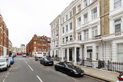 4 bedroom apartment for sale, Charleville Road, London