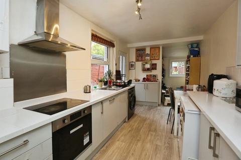 3 bedroom terraced house for sale, Dutton Lane, Eastleigh