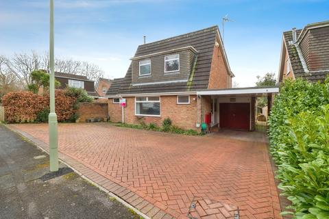 4 bedroom detached house for sale, Torwood Gardens, Bishopstoke, Eastleigh