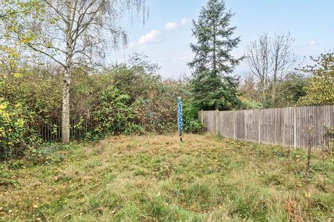 2 bedroom maisonette for sale - Nestor Avenue, London