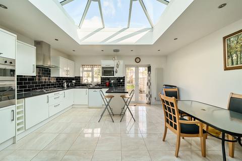 3 bedroom semi-detached house for sale, Parsonage Lane, Enfield