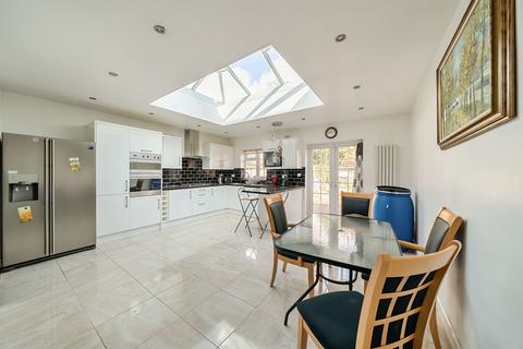 3 bedroom semi-detached house for sale, Parsonage Lane, Enfield