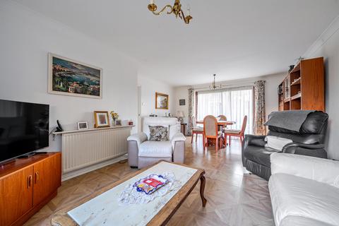 2 bedroom flat for sale, Wellington Road, Enfield