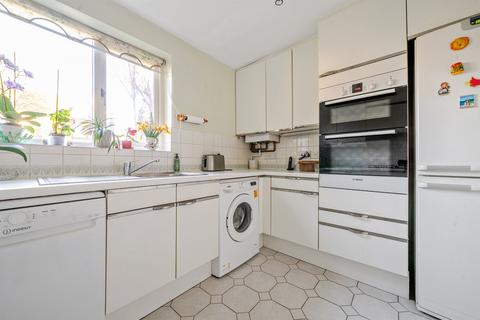 2 bedroom flat for sale, Wellington Road, Enfield