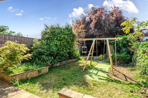 3 bedroom terraced house for sale, Sittingbourne Avenue, Enfield