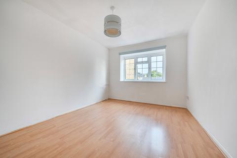 2 bedroom flat for sale, Crofton Way, Enfield