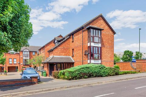 undefined, Farriers Road, Epsom