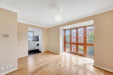 undefined, Farriers Road, Epsom
