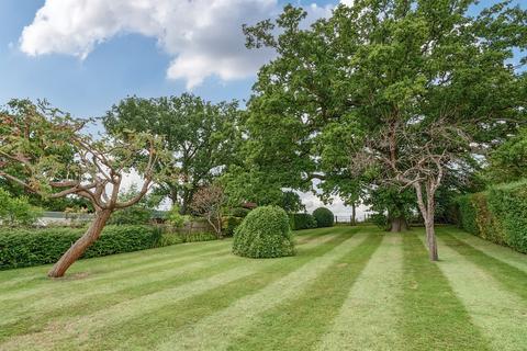 undefined, Oak Avenue, Enfield