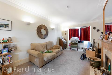 3 bedroom flat for sale, Ashley Road, EPSOM