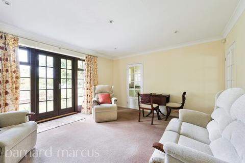 undefined, Bridle Road, Epsom