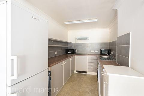 1 bedroom ground floor flat for sale, Ashley Avenue, Epsom