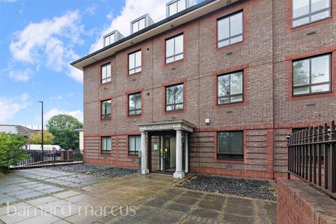1 bedroom flat for sale, South Street, Epsom
