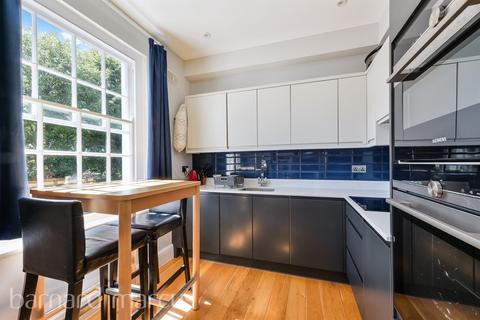 2 bedroom flat for sale, Ashley Road, Epsom