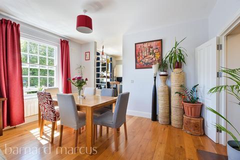 2 bedroom flat for sale, Ashley Road, Epsom
