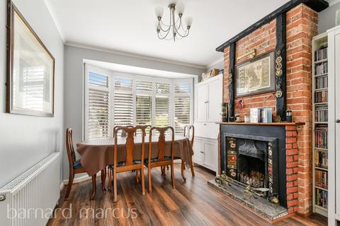 undefined, Ruden Way, Epsom