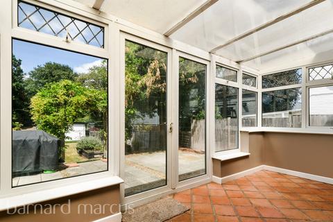 undefined, Ruden Way, Epsom