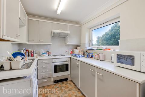 2 bedroom flat for sale, Ashley Avenue, Epsom