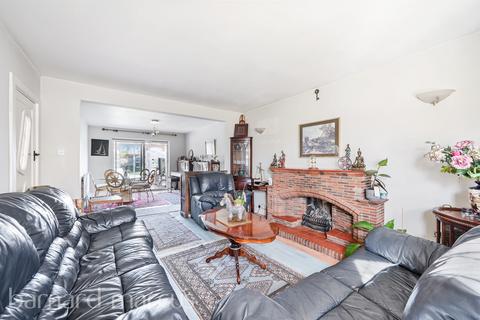 4 bedroom detached house for sale, Tattenham Way, Burgh Heath, Tadworth