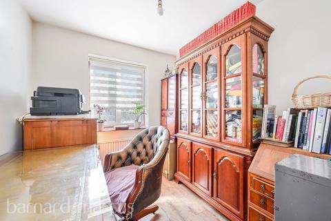 4 bedroom detached house for sale, Tattenham Way, Burgh Heath, Tadworth