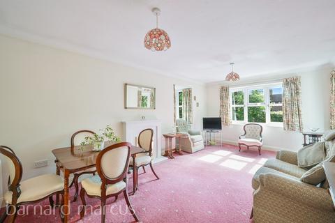 undefined, College Road, Epsom