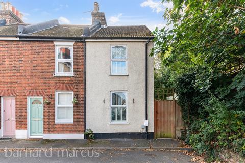 Beaconsfield Place, Epsom