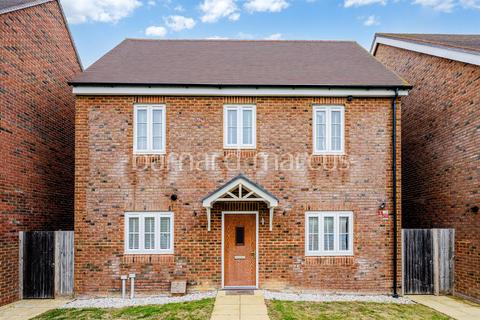 Isabella Walk, Tadworth