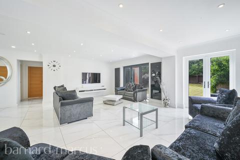 4 bedroom detached house for sale, Rosebery Road, Epsom