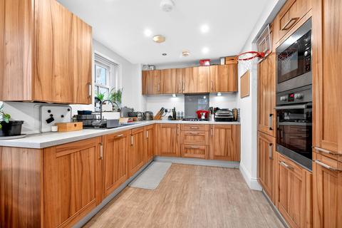 1 bedroom apartment for sale, The Parade, Epsom