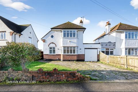 Merland Rise, Tadworth