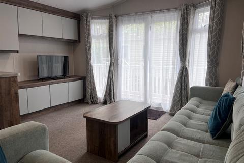 3 bedroom park home for sale, Sandyballs, Godshill, Fordingbridge