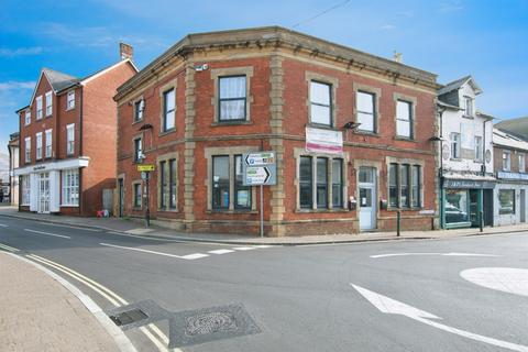 2 bedroom flat for sale, Salisbury Street, Fordingbridge