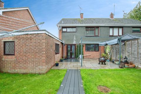 undefined, Pennys Crescent, FORDINGBRIDGE