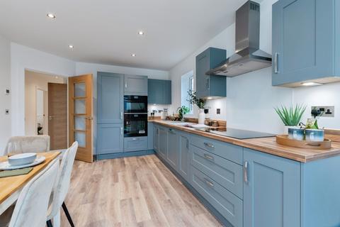 2 bedroom detached bungalow for sale, Edmondsham Road, Verwood