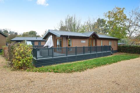 3 bedroom park home for sale - Sandyballs Holiday Village, Godshill, Fordingbridge