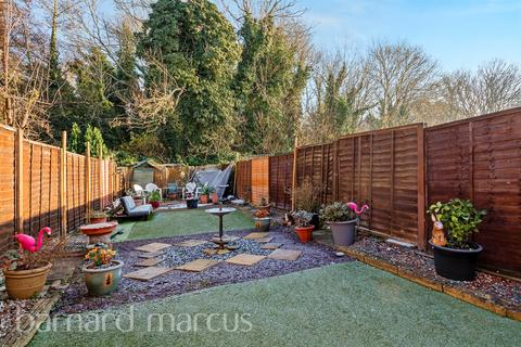 3 bedroom terraced house for sale, Beeston Way, Feltham