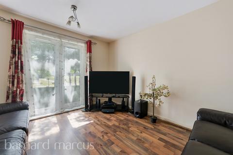 undefined, Wood Lane, Isleworth