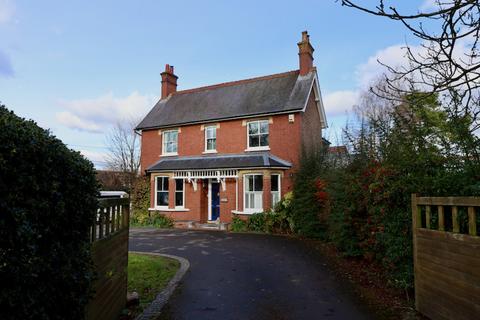 5 bedroom detached house for sale, Kings Lane, South Heath , Great Missenden, HP16