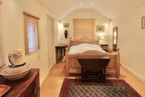 5 bedroom detached house for sale, Kings Lane, South Heath , Great Missenden, HP16