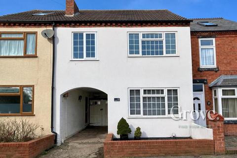 3 bedroom terraced house for sale, Blackberry Lane, Halesowen